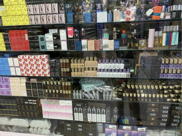 深圳明通化妝品批發市場每天幾點更新價格拿貨怎么報價